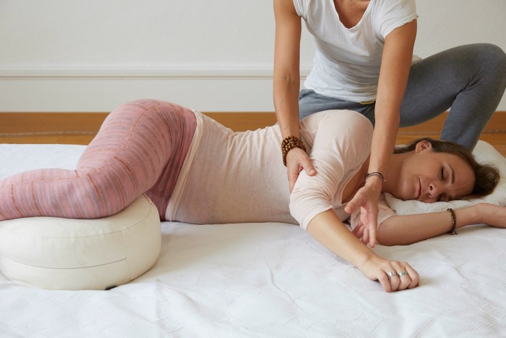 Nicole Schmauser, Heilpraktikerin, Shiatsu Therapie, TCM, Japanische Druckmassage, Ganzheitlich, Meridiane, Akupunktur, manuelle Therapie